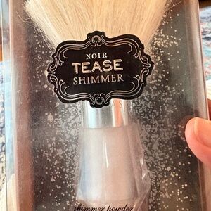 Shimmer Powder Body Powder -Victoria Secret Noir Tease